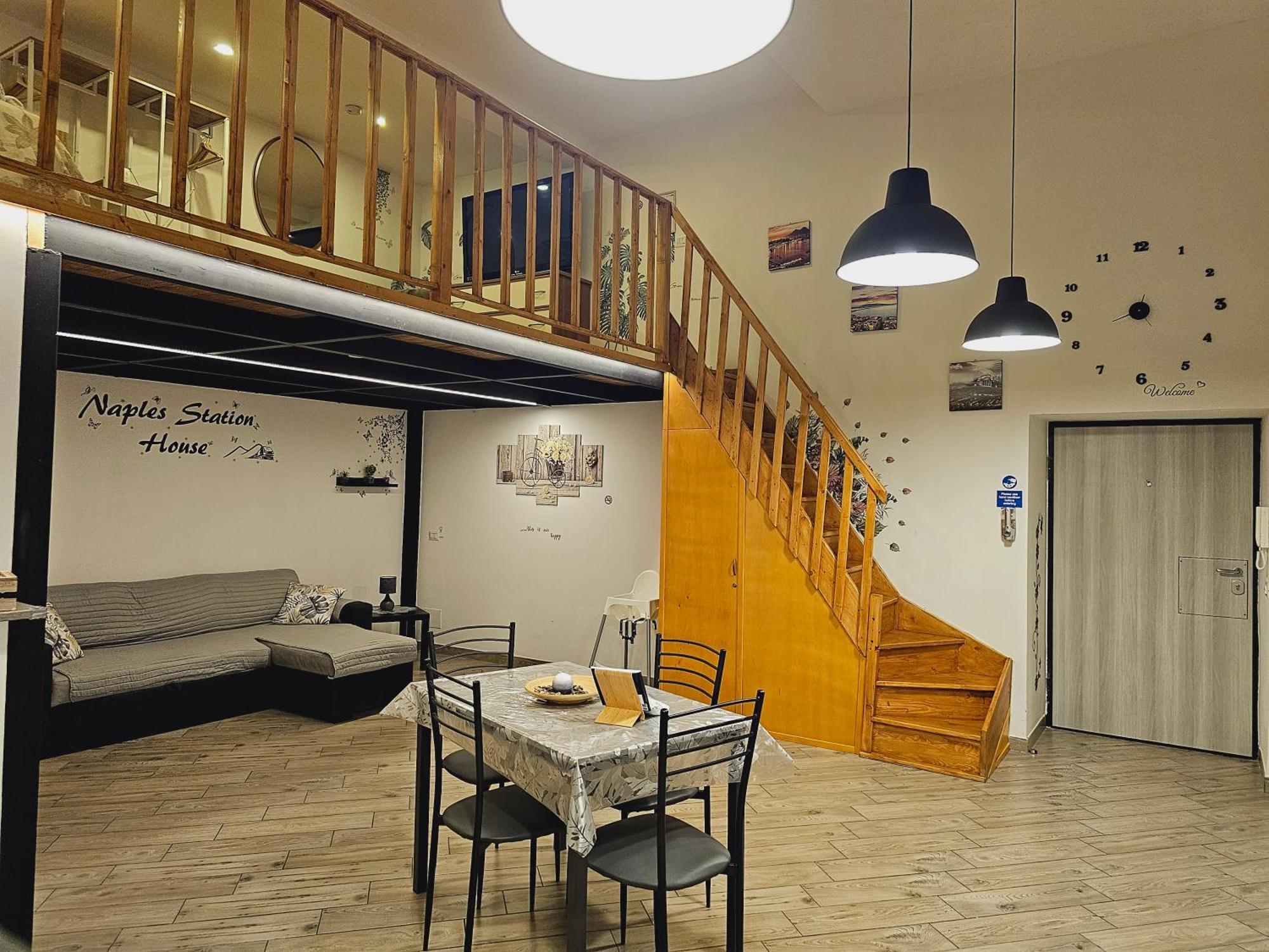 Апартаменты Naples Station House Экстерьер фото